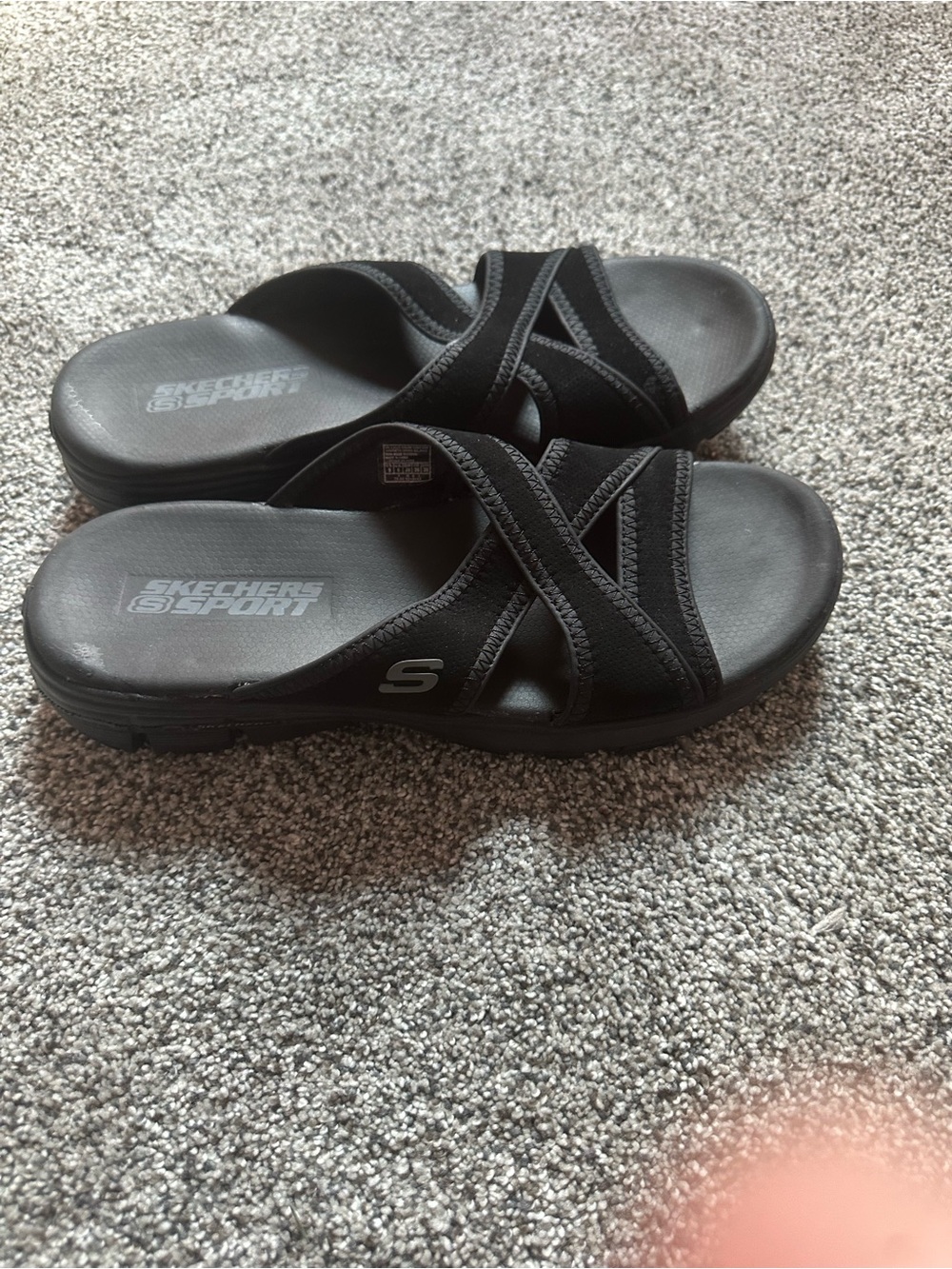 Skechers Black Slip-On Crisscross Sport Slides - Picture 4 of 4